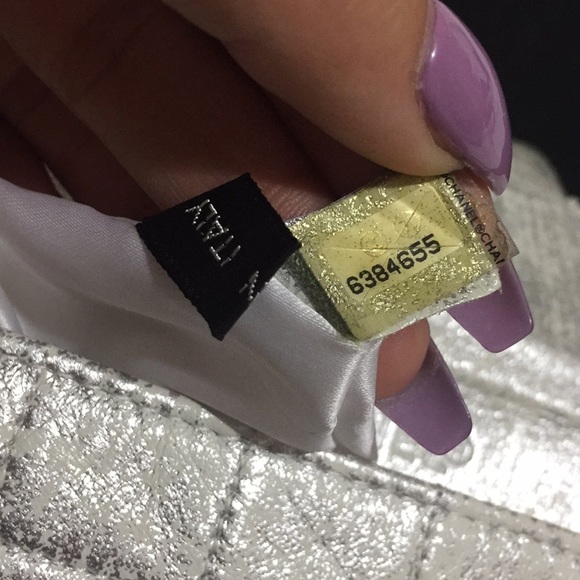 Small Chanel bag - Picture 3 of 7